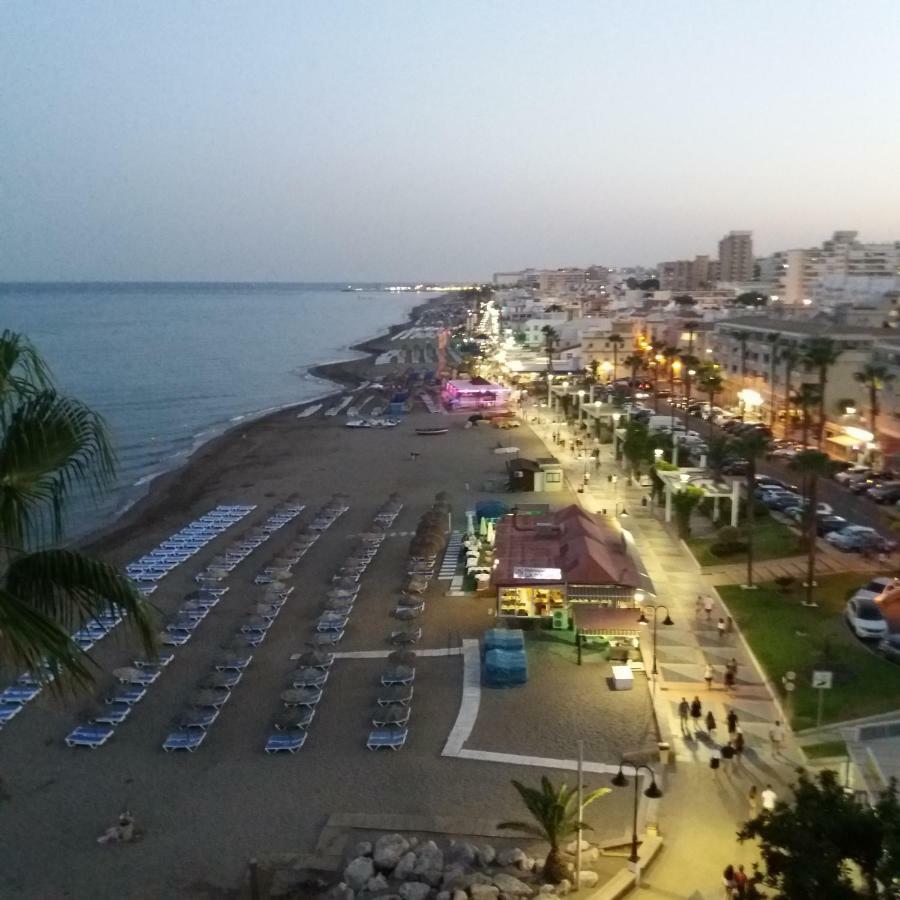 Sea Front Studio With Spacious Balcony Santa Clara Torremolinos Exterior photo